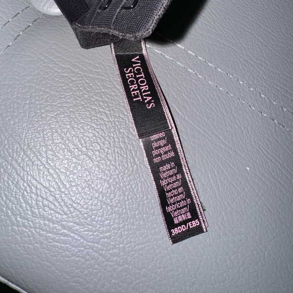 Victoria’s Secret Bralette - Picture 3 of 3